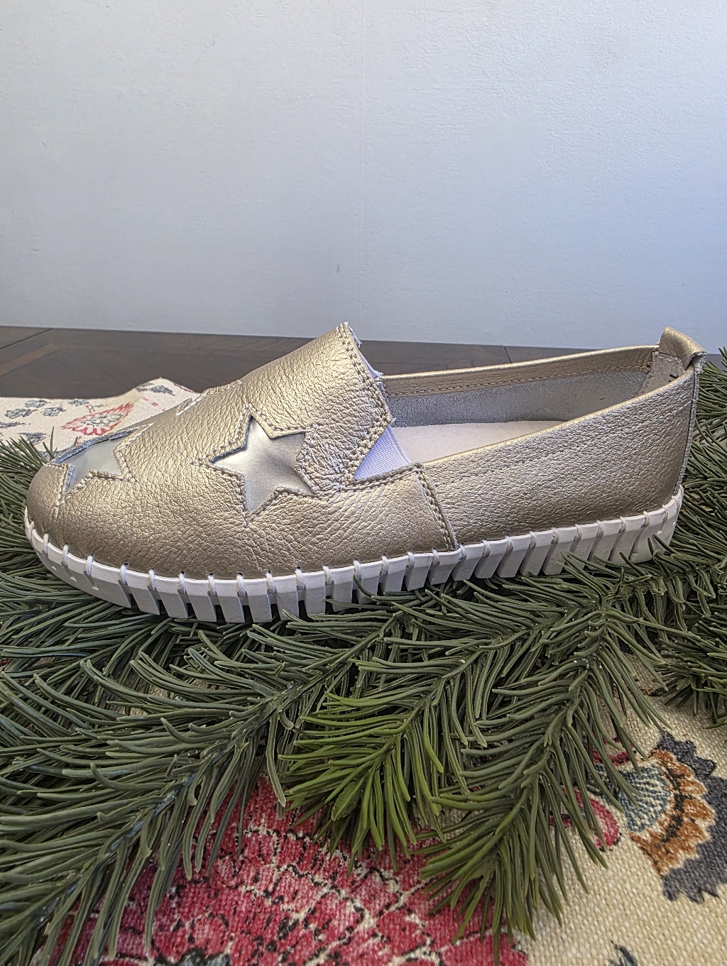 Bernie Mev. Women's Tw37 Slip-On In Gold